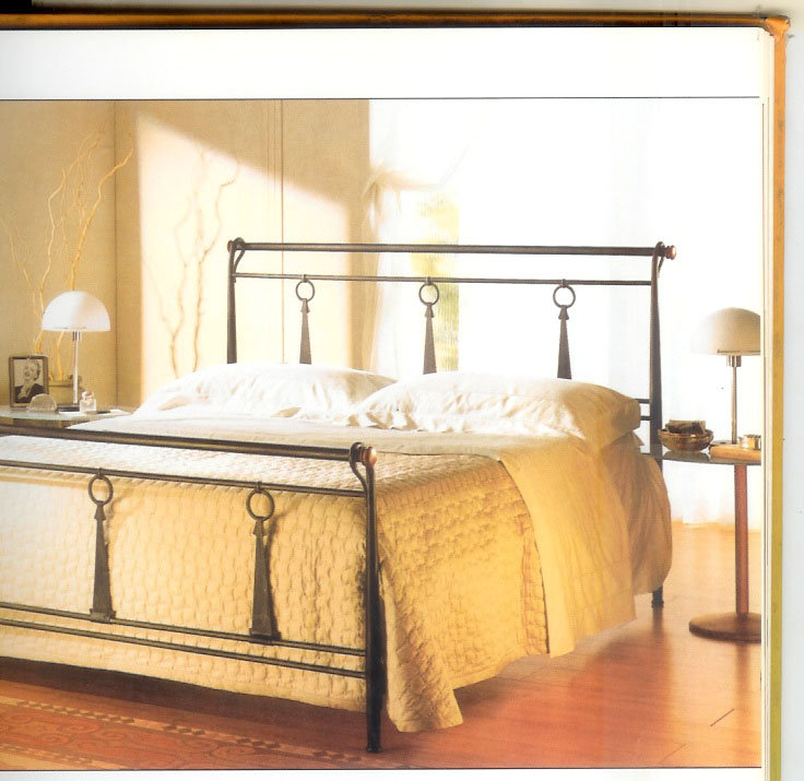 Wrought Iron  Beds 01 Manufacturer Supplier Wholesale Exporter Importer Buyer Trader Retailer in New Delhi Delhi India